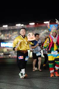 BIB: 
                            <button type="button" onclick="openModal(23720896)" class="btn btn-primary btn-sm float-right btn-popup" data-toggle="modal" data-target=".modal-high-quality">
                        <i class="fas fa-shopping-cart"></i> Add to Cart
                    </button>
                                            <button type="button" onclick="isThisMe(23720896, true)" class="btn btn-success btn-sm float-right btn-popup btn-isme hidden" data-toggle="tooltip" data-placement="bottom" title="นี่คือรูปของคุณใช่ไหม คลิกที่นี่เพื่อเอาเข้าอัลบั้ม">
                        <i class="fas fa-plus"></i> Add to album
                    </button>
                    <button type="button" onclick="isThisMe(23720896, false)" class="btn btn-warning btn-sm float-right btn-popup btn-isnotme hidden">
                        <i class="fas fa-ban"></i> Remove from album
                    </button>